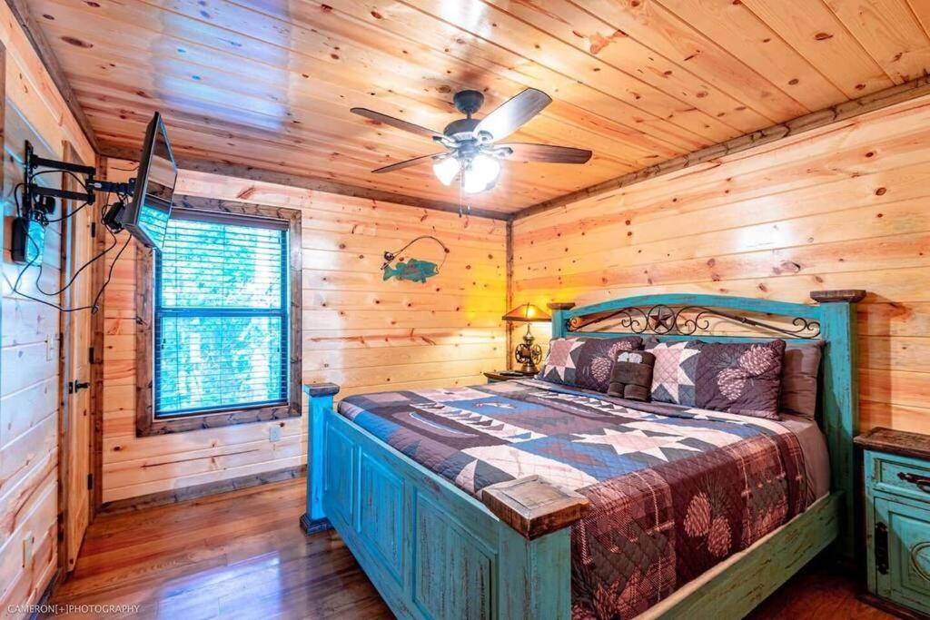 Iron Horse Lodge Sleeps 18, Games, Fire Pit, Hot Tub, Ev, More โบรคเคนโบว์ ภายนอก รูปภาพ