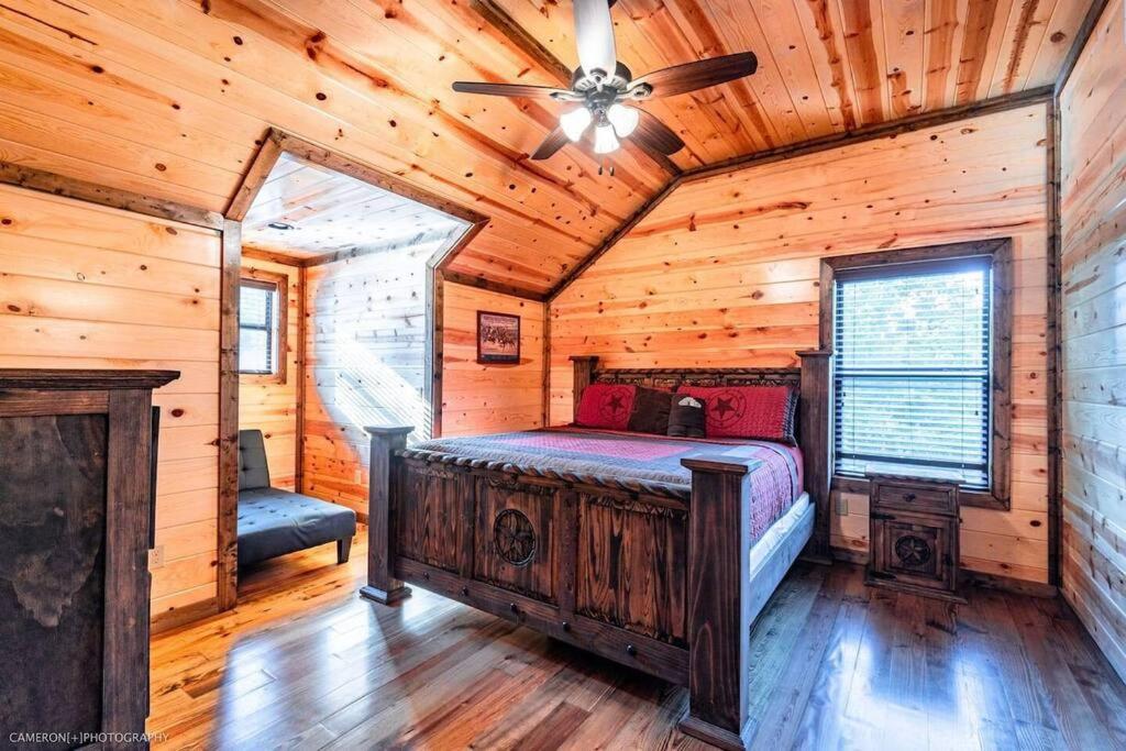 Iron Horse Lodge Sleeps 18, Games, Fire Pit, Hot Tub, Ev, More โบรคเคนโบว์ ภายนอก รูปภาพ